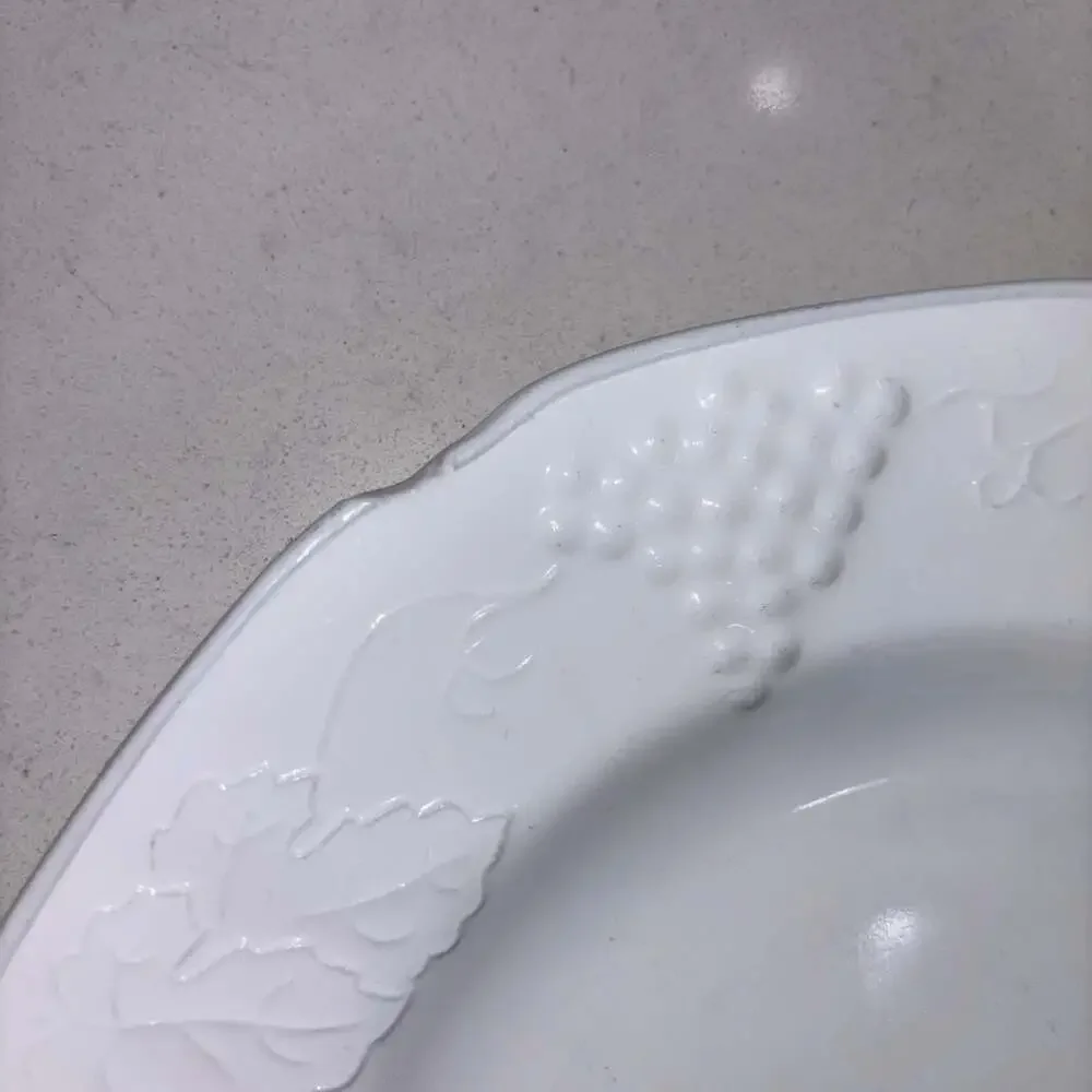 Vintage Indiana Glass Colony Harvest Grape White Milk Glass Dinner Plates (12)